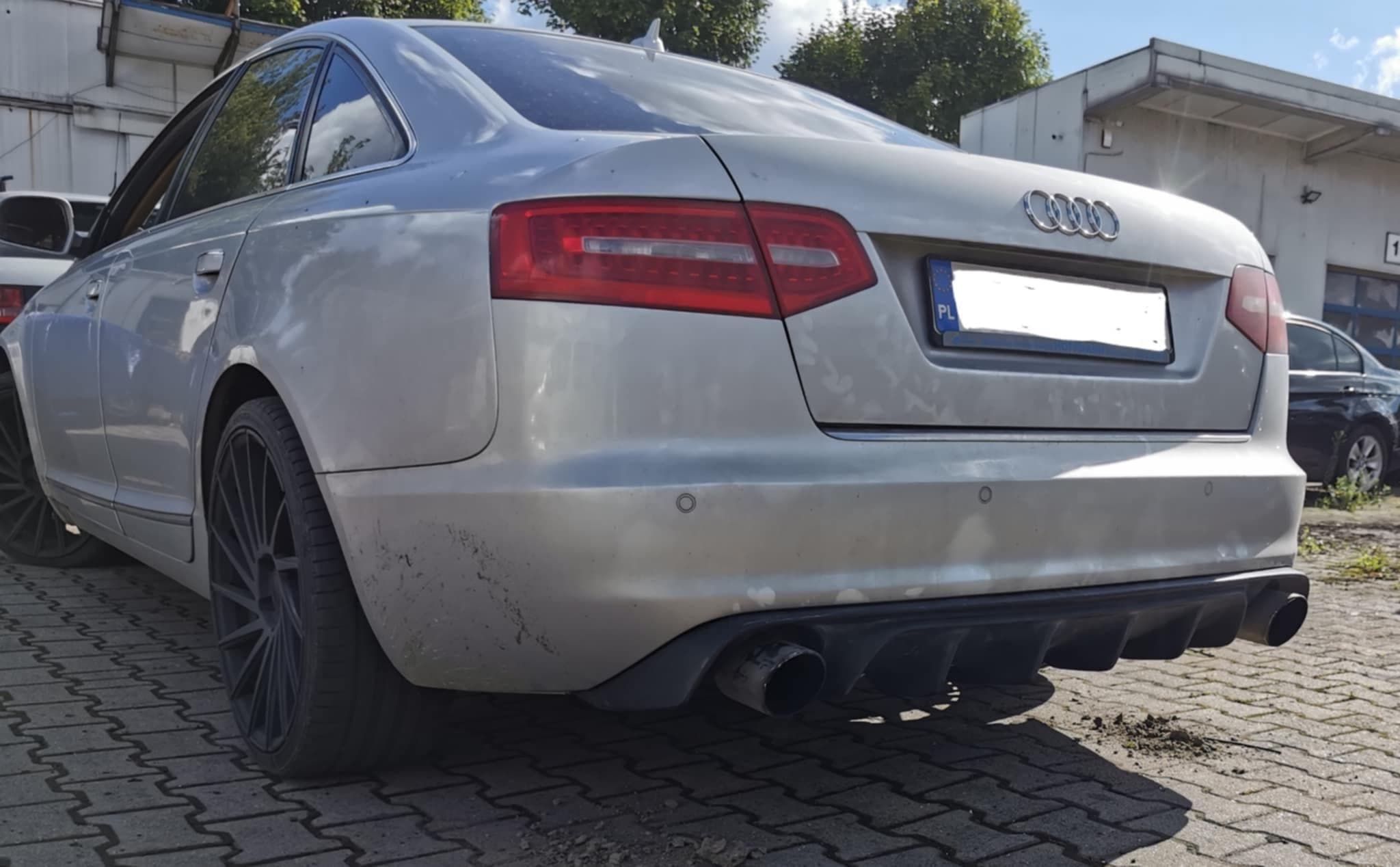 A6 C6 · montaż w warsztacie