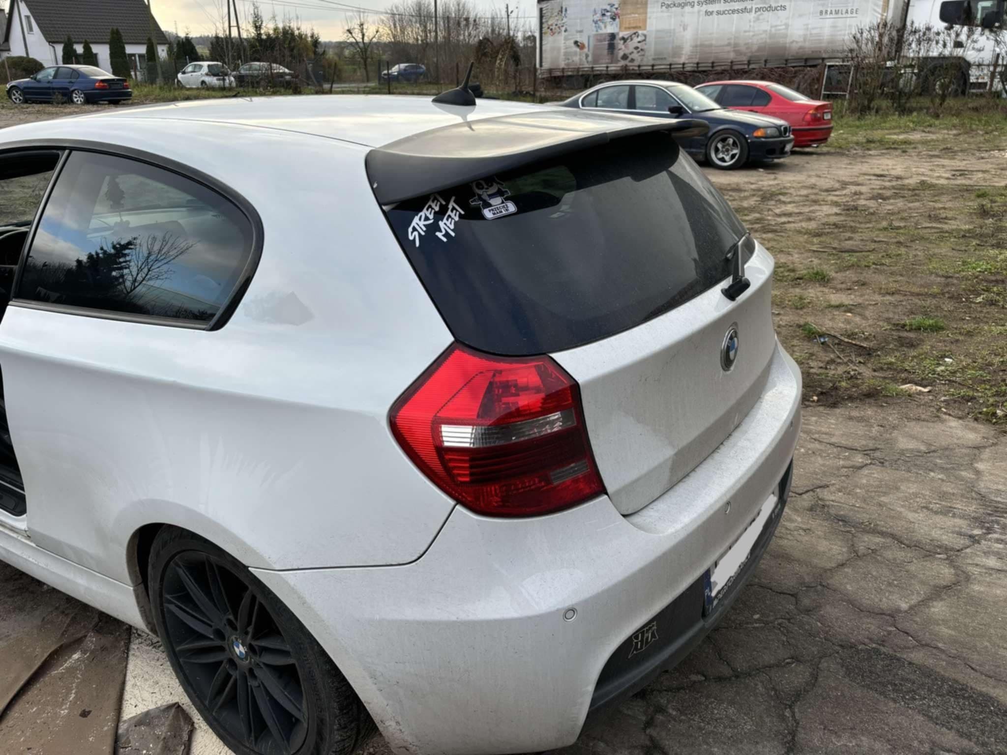 E81/E87 · przed lakierowaniem